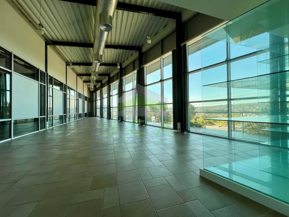 Armazém para Venda em Atouguia Foto 9