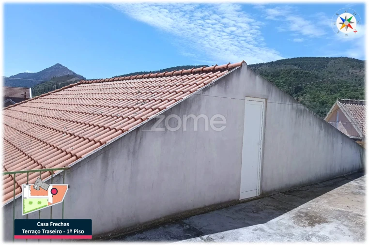 Moradia T3 para Venda em Frechas Foto 7