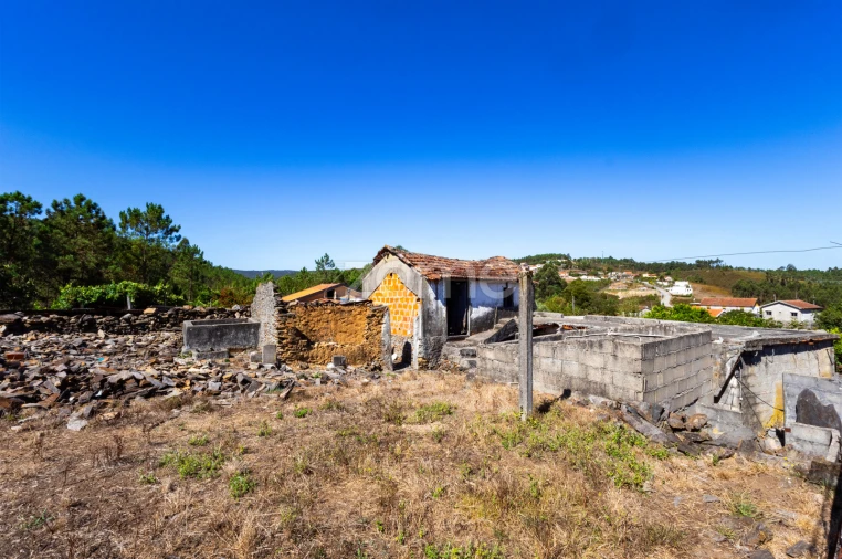 Moradia T3 para Venda em Penafiel Foto 6