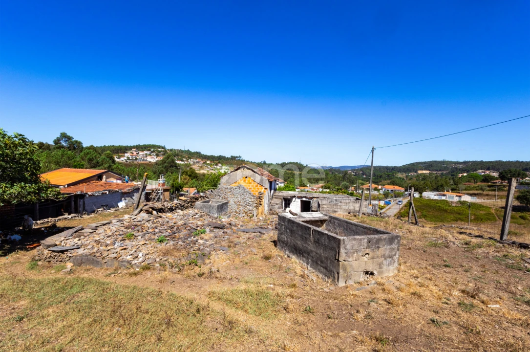 Moradia T3 para Venda em Penafiel Foto 4