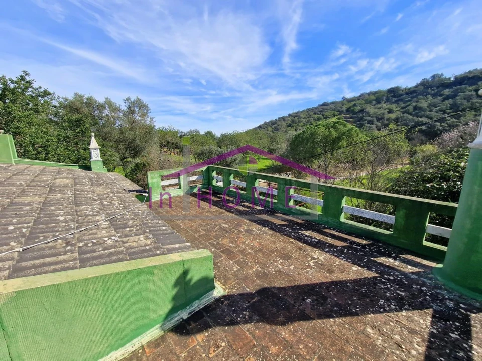 Moradia T5 para Venda em Loule (São Sebastião) Foto 4