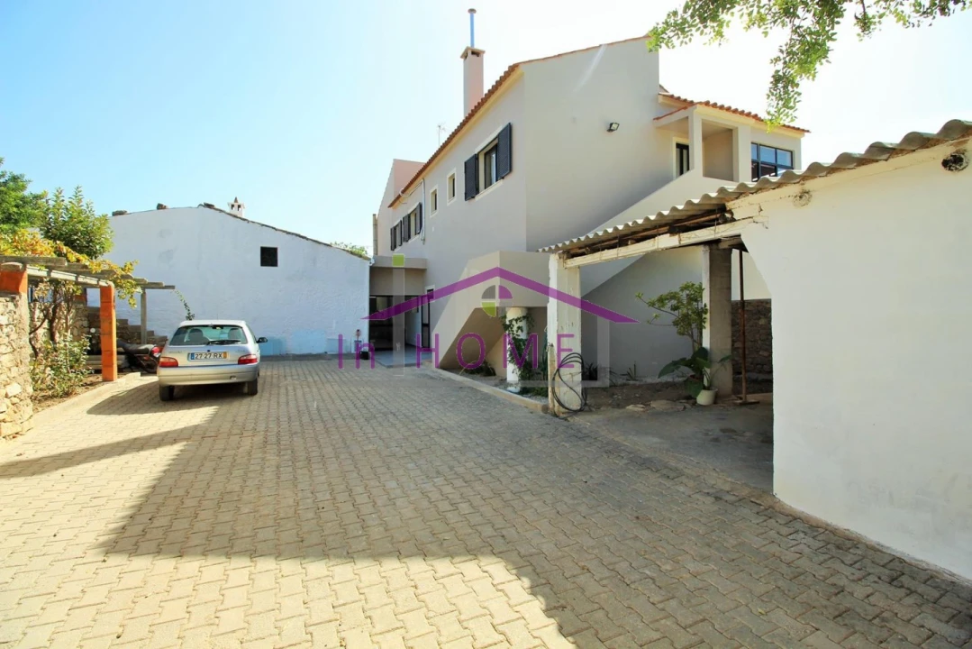 Moradia T5 para Venda em Loule (São Sebastião) Foto 23
