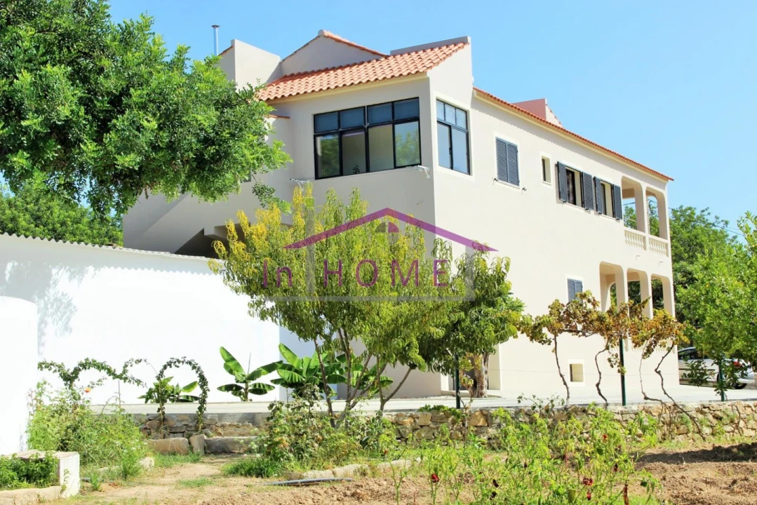 Moradia T5 para Venda em Loule (São Sebastião) Foto 27
