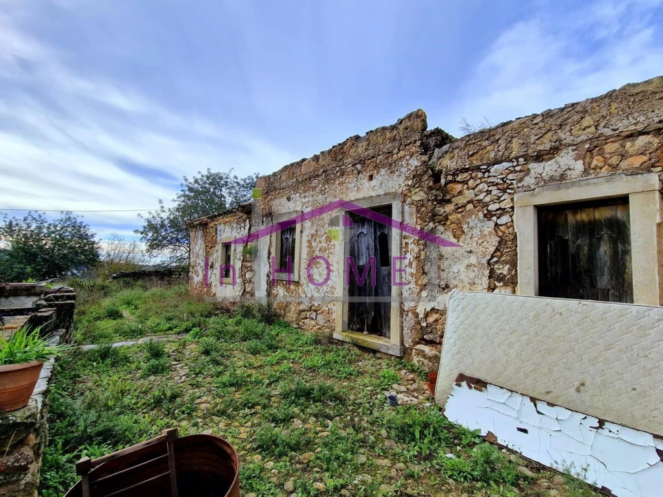 Moradia T2 para Venda em Loule (São Sebastião) Foto 2