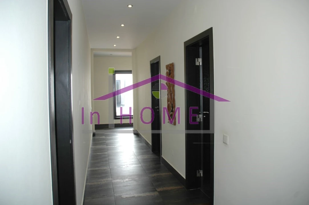 Moradia T6 para Venda em Conceição e Estoi Foto 6