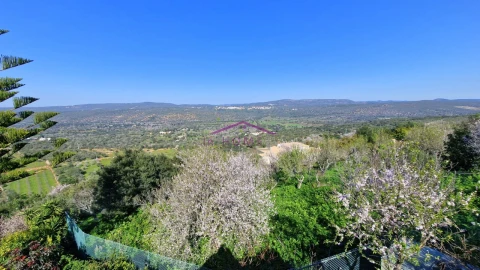 Moradia T2 para Venda em Querença, Tôr e Benafim