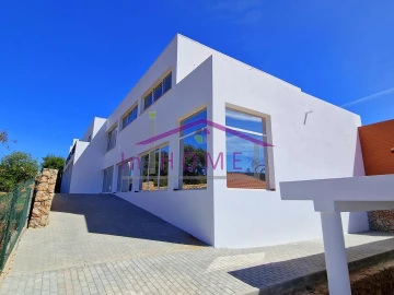 Moradia T12 para Venda em Salir