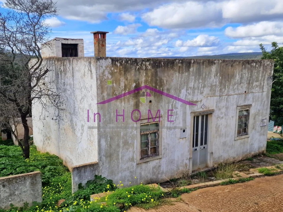 Moradia T2 para Venda em Querença, Tôr e Benafim Foto 1