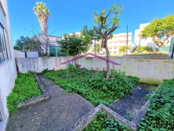 Apartamento T2 para Venda em Loule (São Clemente)