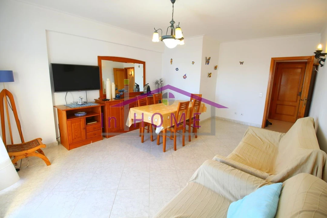 Apartamento T2 para Venda em Quarteira Foto 2