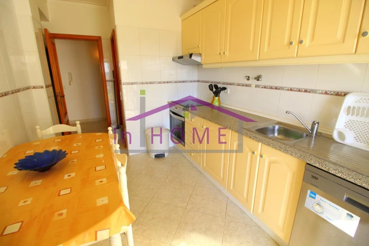 Apartamento T2 para Venda em Quarteira Foto 5