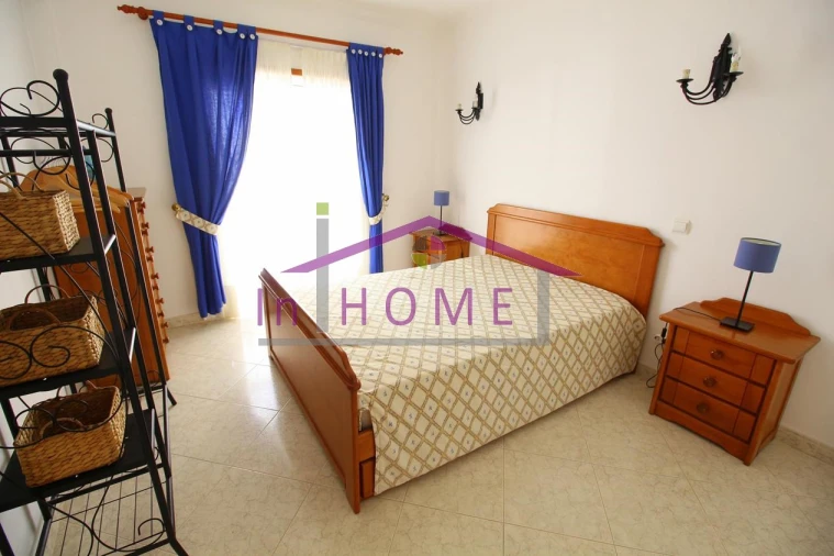 Apartamento T2 para Venda em Quarteira Foto 9