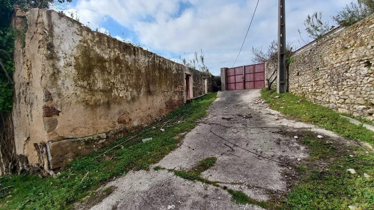 Quinta T3 para Venda em Golpilheira Foto 18