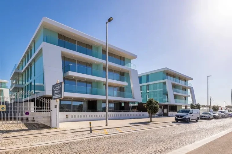 Apartamento T2 para Venda em São Martinho do Porto Foto 55