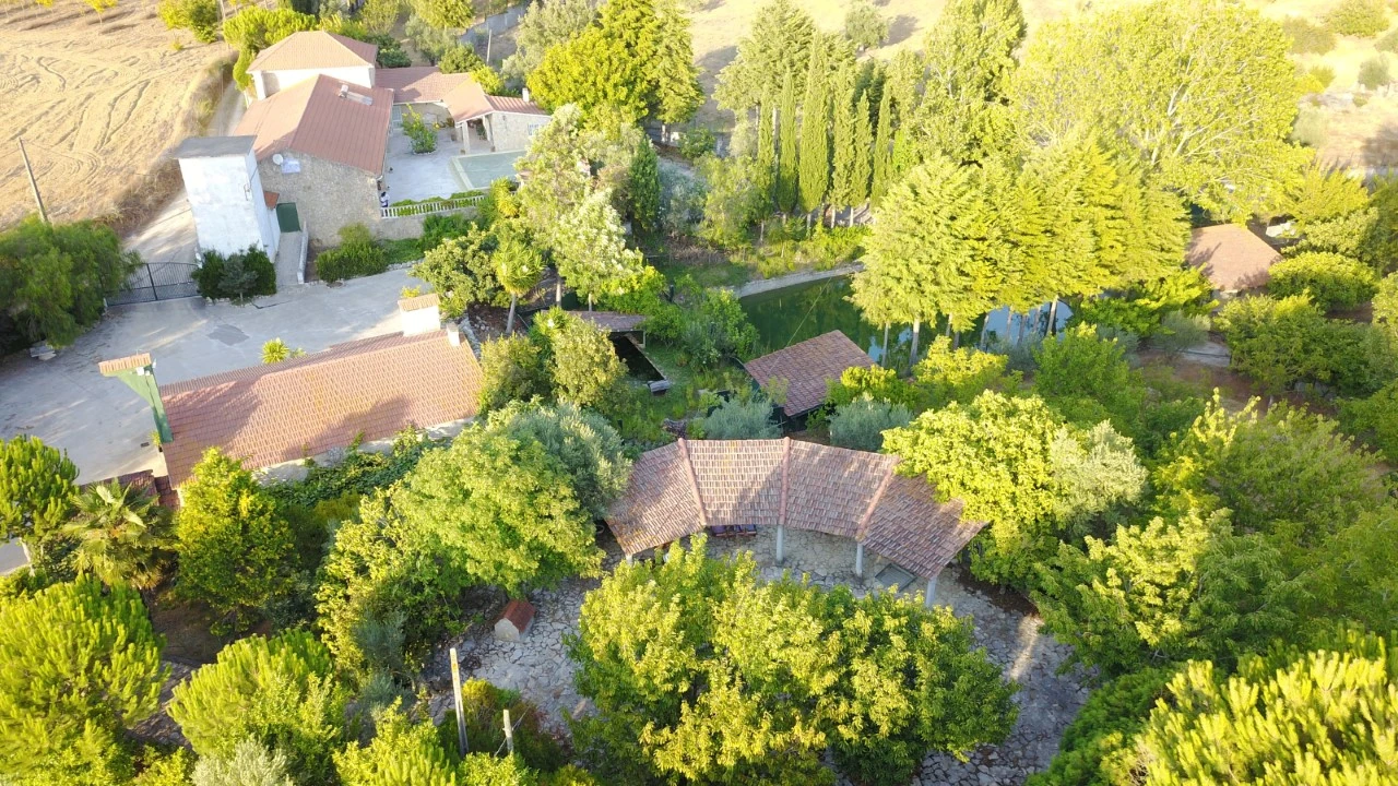 Quinta T4 para Venda em Azoia de Cima e Tremês Foto 2