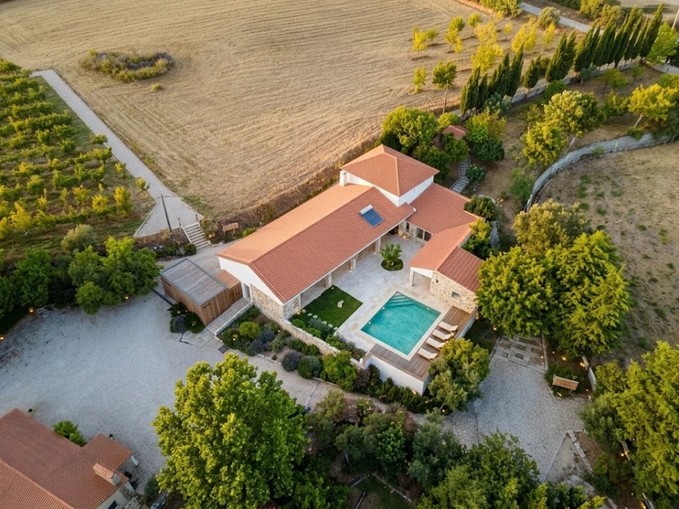 Quinta T4 para Venda em Azoia de Cima e Tremês Foto 1