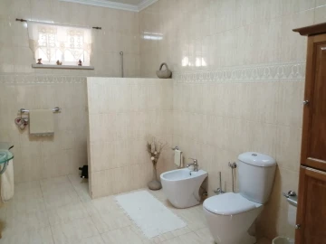 Quinta T4 para Venda em Azoia de Cima e Tremês
