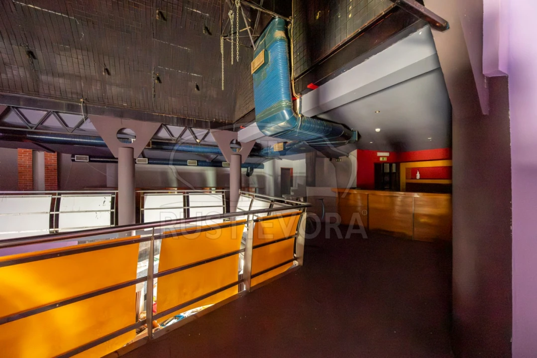 Negócio para Venda em Mora Foto 4