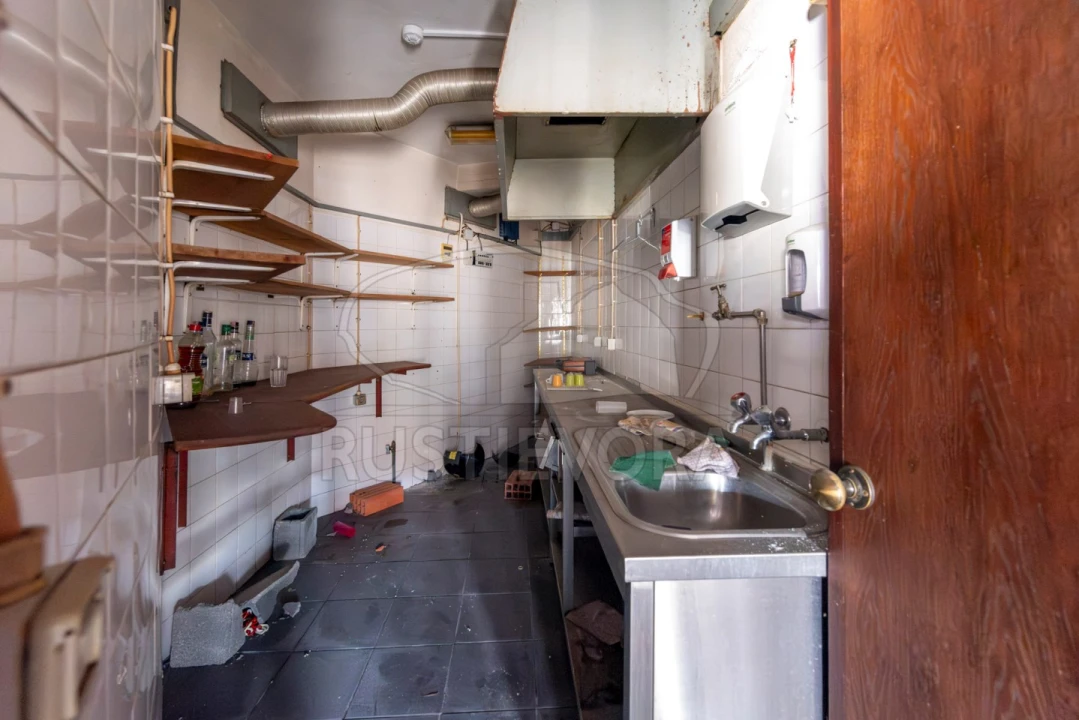 Negócio para Venda em Mora Foto 20