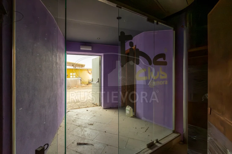 Negócio para Venda em Mora Foto 10