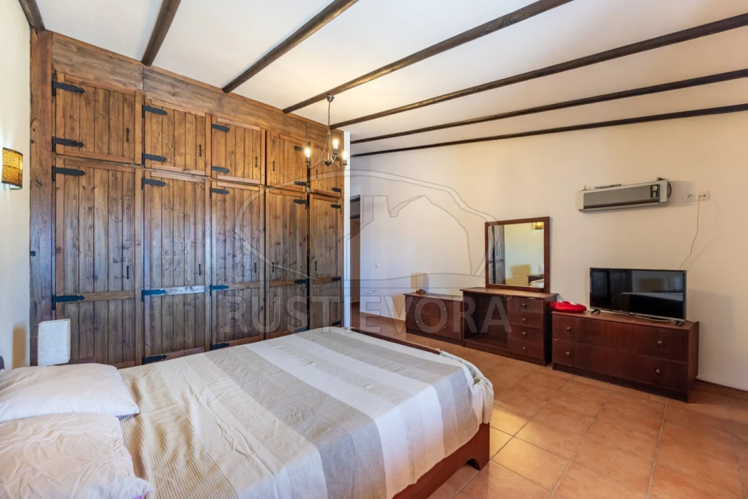 Quinta T4 para Venda em Portel Foto 5