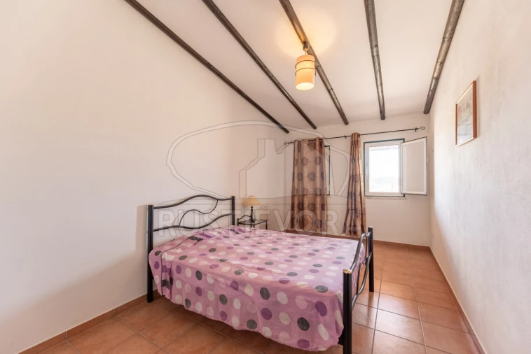 Quinta T4 para Venda em Portel Foto 17