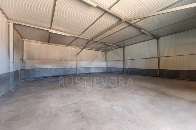 Quinta T4 para Venda em Portel Foto 33