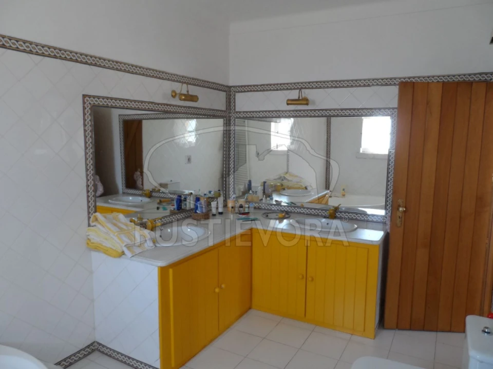 Quinta T3 para Venda em Redondo Foto 13