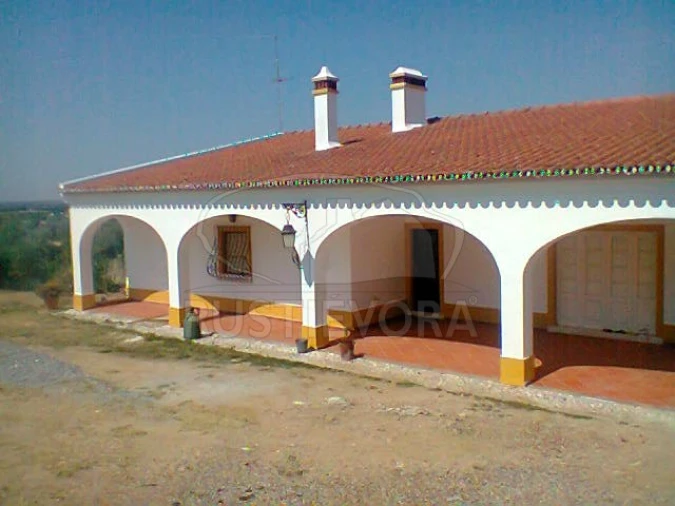 Quinta T3 para Venda em Redondo Foto 35