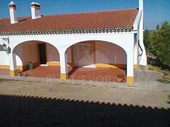 Quinta T3 para Venda em Redondo Foto 36