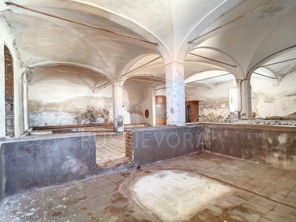 Moradia T10 para Venda em Reguengos de Monsaraz Foto 9