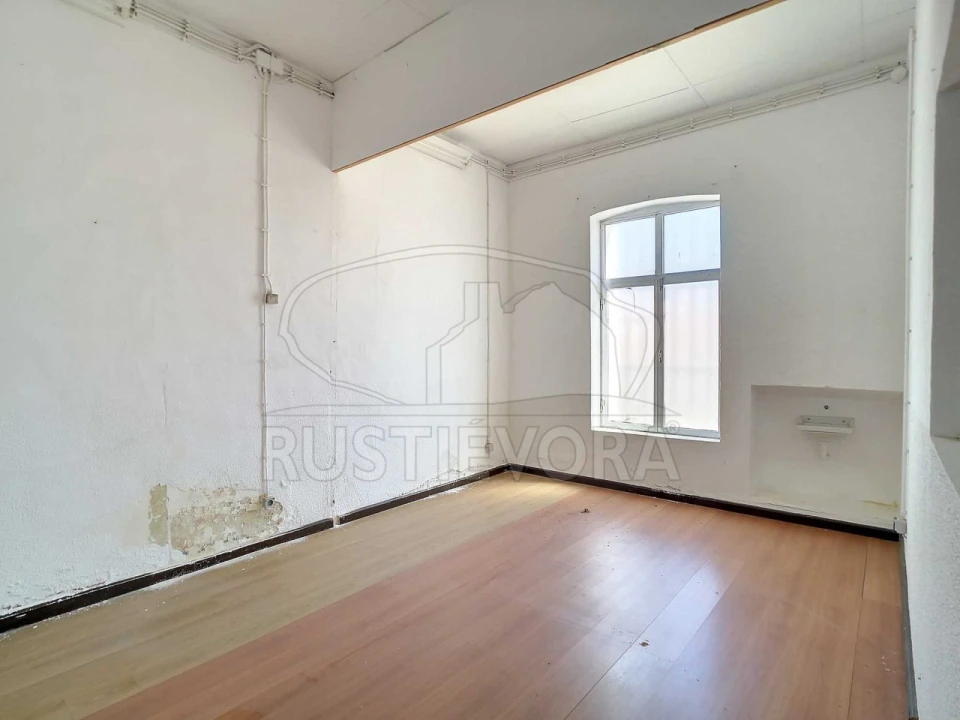 Moradia T10 para Venda em Reguengos de Monsaraz Foto 13