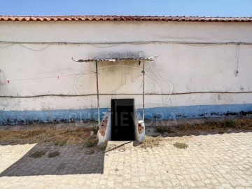 Moradia T10 para Venda em Reguengos de Monsaraz