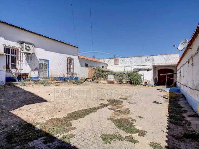 Moradia T10 para Venda em Reguengos de Monsaraz Foto 57