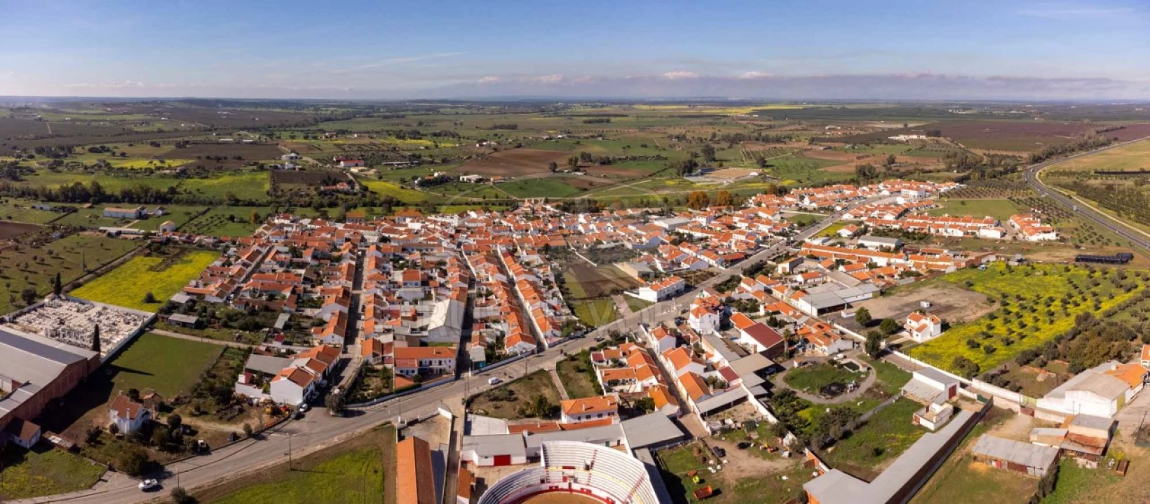 Armazém para Venda em São Manços e São Vicente do Pigeiro Foto 9