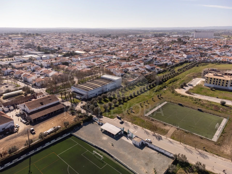 Terreno para Venda em Reguengos de Monsaraz Foto 3