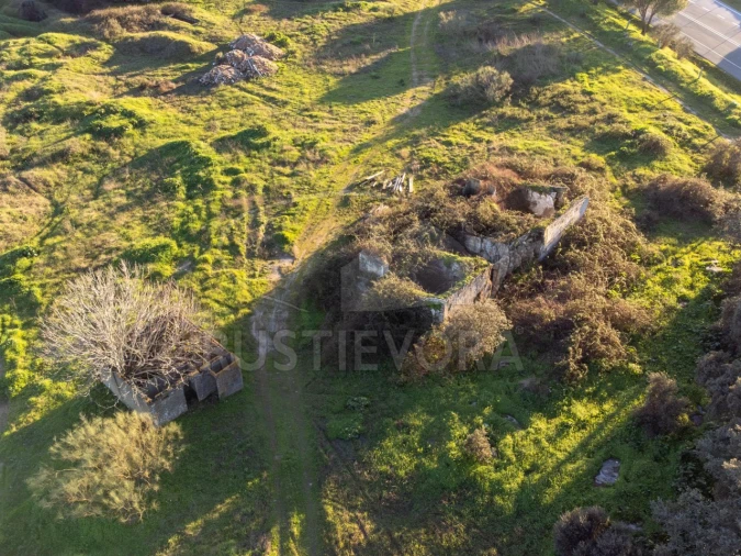 Quinta T2 para Venda em Malagueira e Horta das Figueiras Foto 8