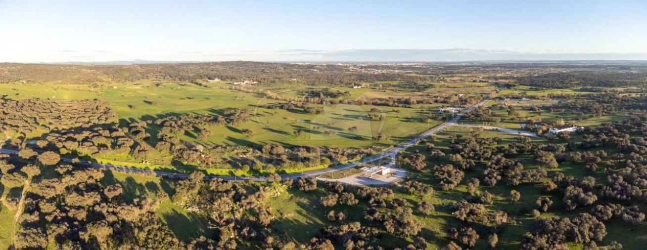 Quinta T2 para Venda em Malagueira e Horta das Figueiras Foto 10