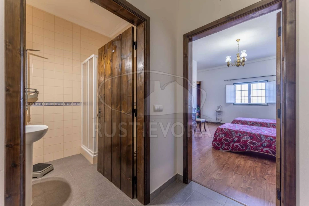 Quinta T5 para Venda em Redondo Foto 63