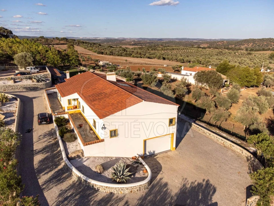 Quinta T5 para Venda em Redondo Foto 73