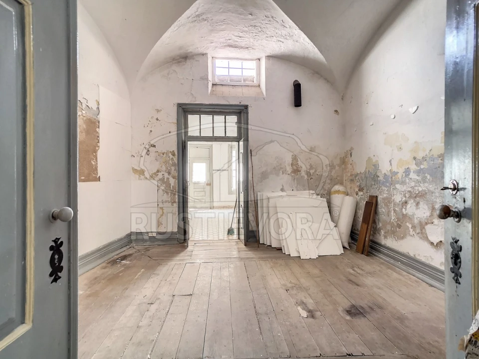 Prédio para Venda em Évora (São Mamede, Sé, São Pedro e Santo Antão) Foto 8