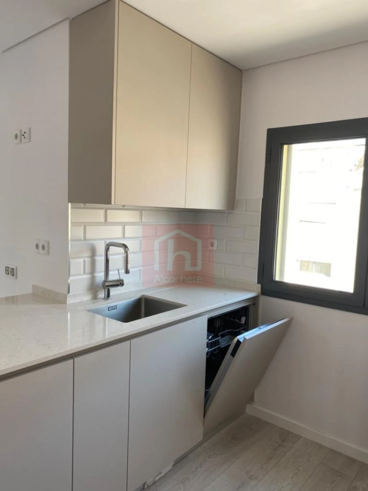 Apartamento T4 para Venda em Alcochete Foto 5