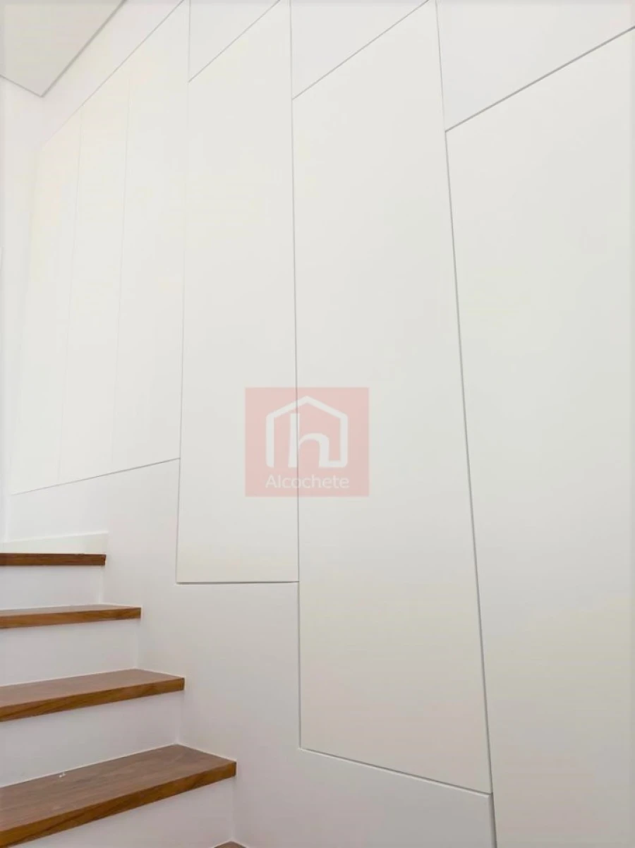 Apartamento T4 para Venda em Alcochete Foto 19