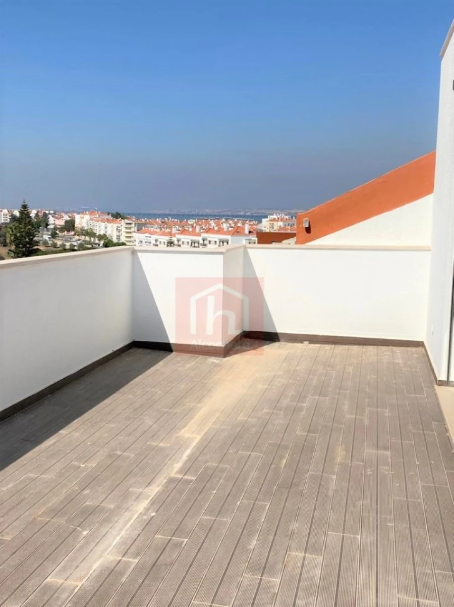 Apartamento T4 para Venda em Alcochete Foto 26