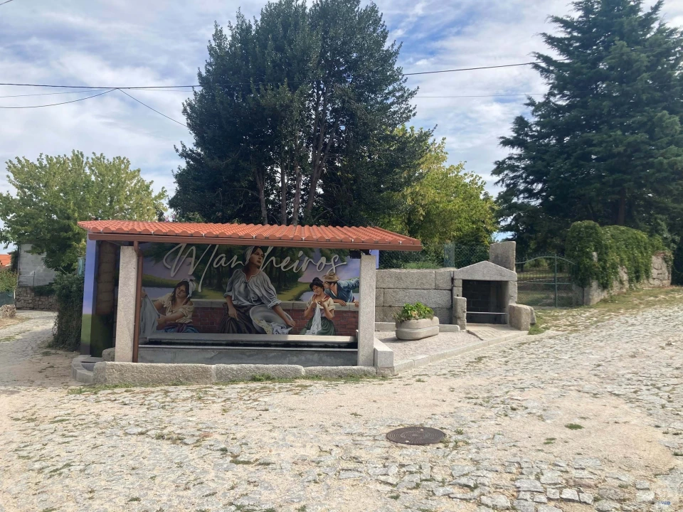 Moradia T4 para Venda em Faiões Foto 29