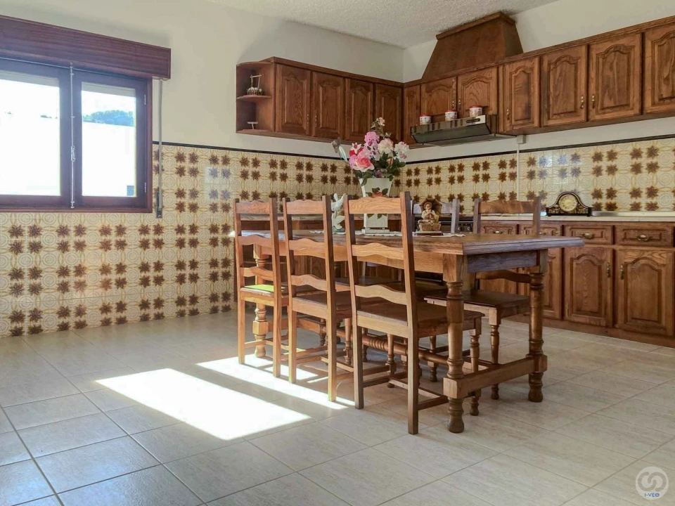 Moradia T4 para Venda em Faiões Foto 35