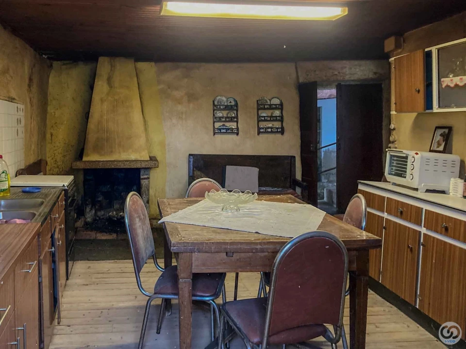 Moradia T3 para Venda em Redondelo Foto 11