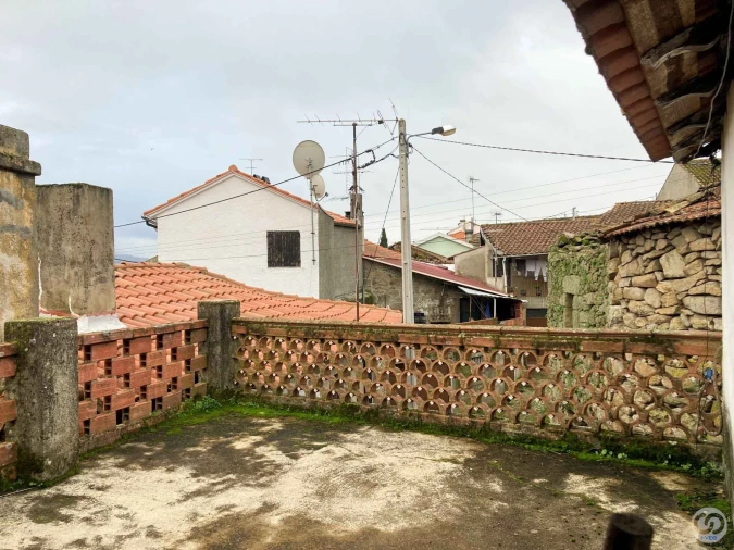 Moradia T3 para Venda em Redondelo Foto 6