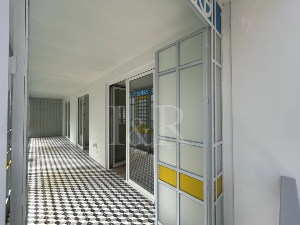 Apartamento T2 para Venda em Santo António Foto 18