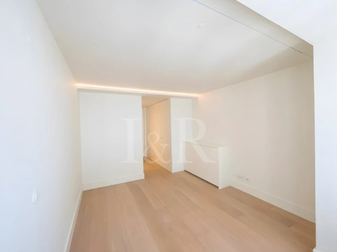 Apartamento T2 para Venda em Santo António Foto 7